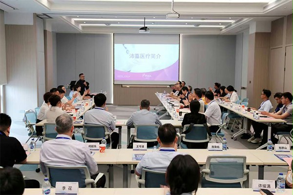 上图为：2026苏商上市公司标杆行活动现场